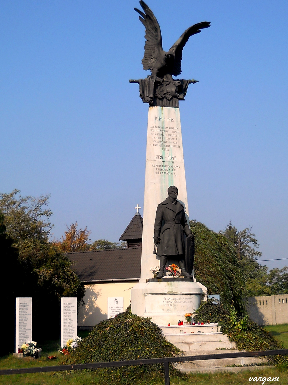 Felsőgalla Szabadság szobor