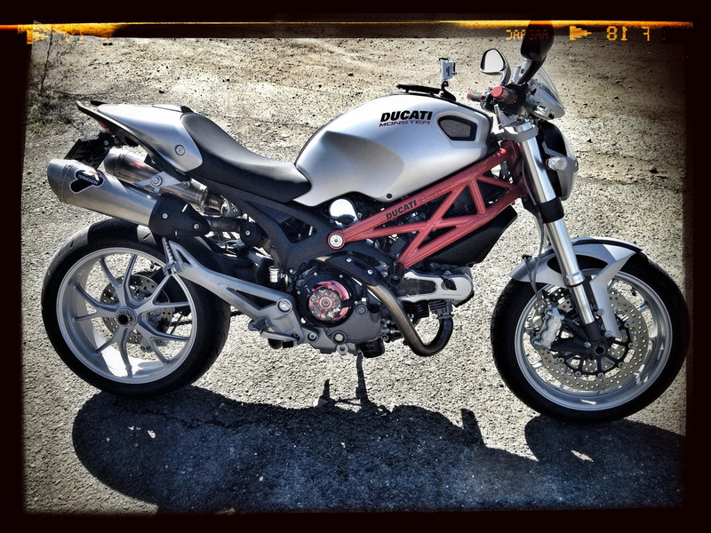 Ducati Monster 1100 dia