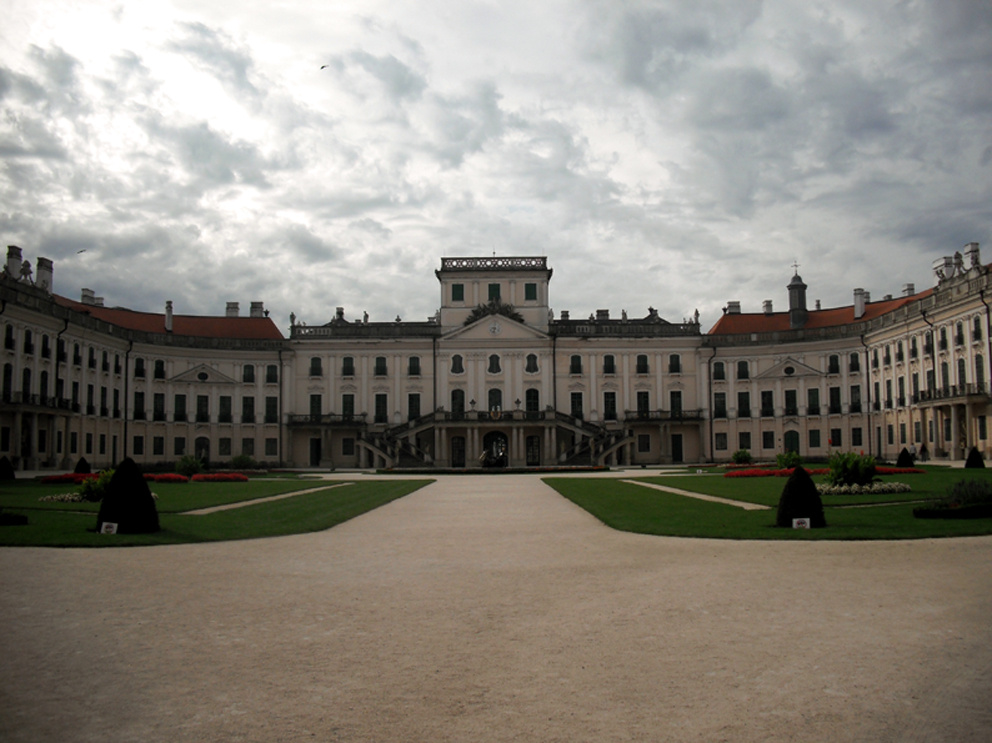 Esterházy-kastély,Fertőd