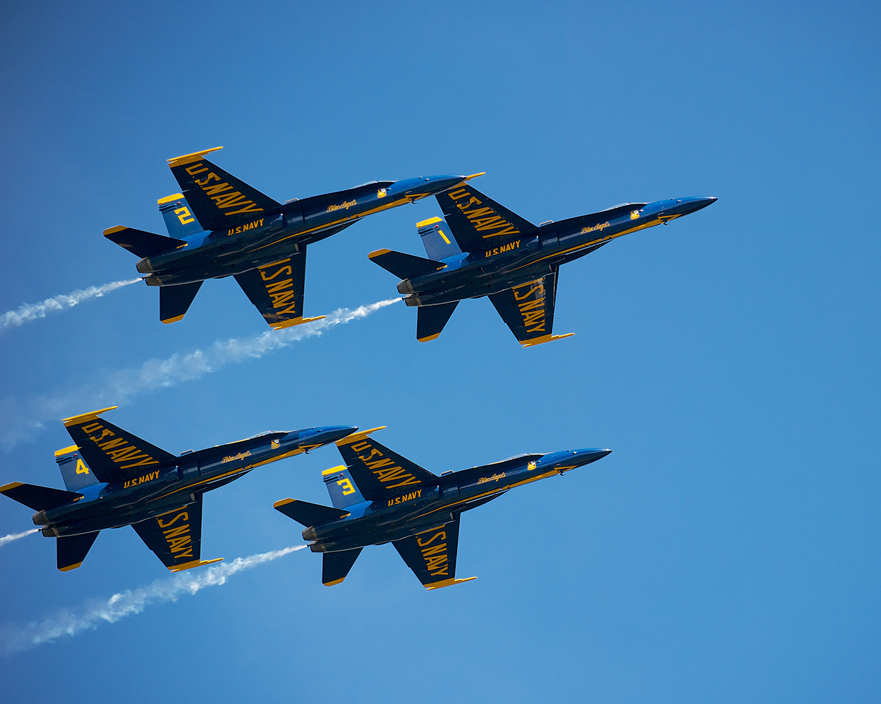 02971 blueangelsoverfortmchenry 1280x1024