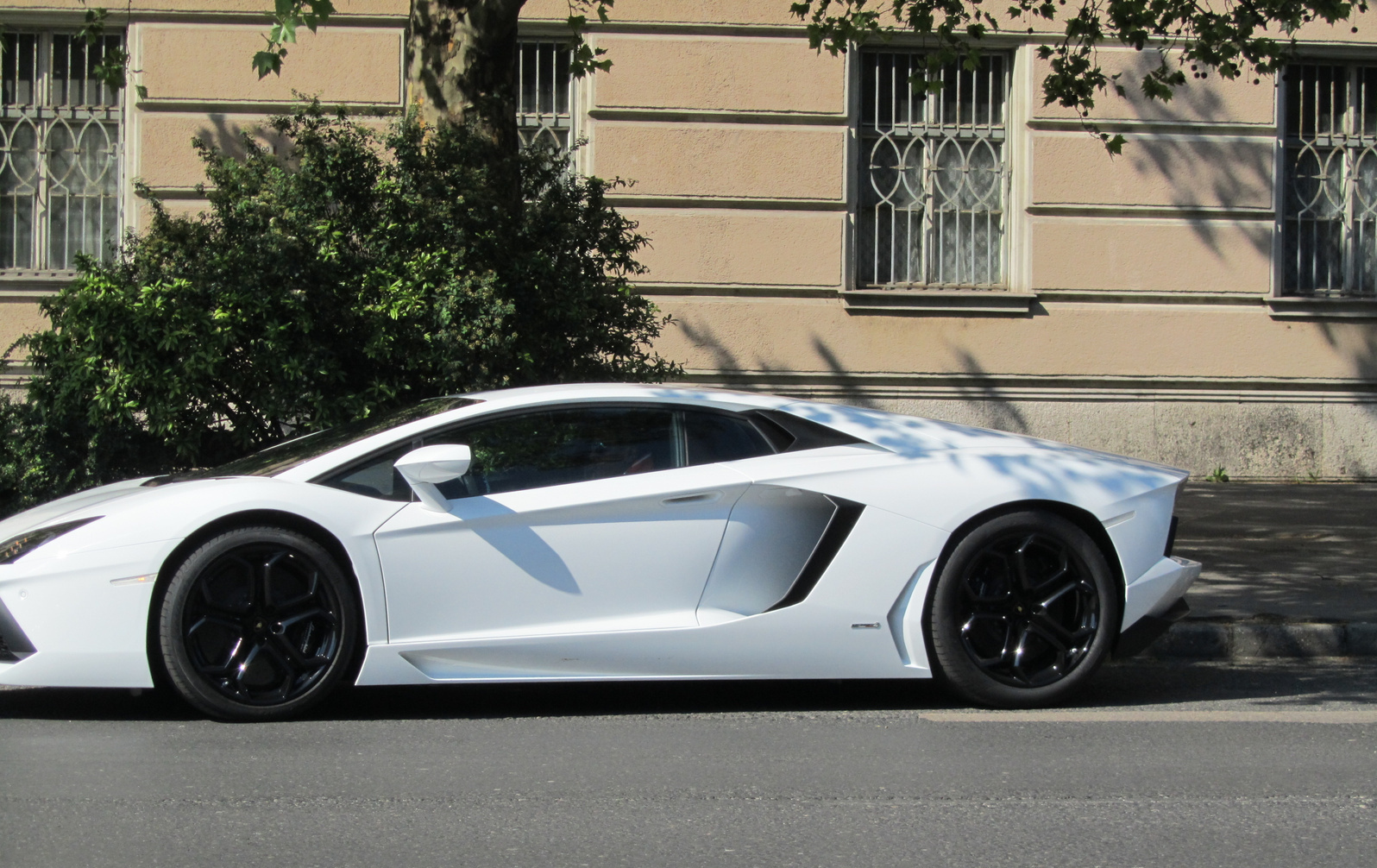 Lamborghini Aventador