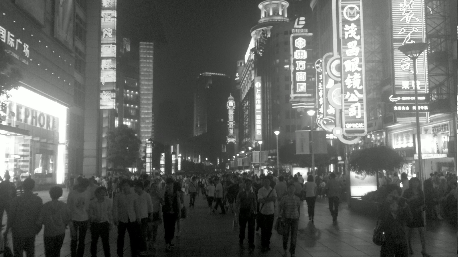 2010-05-19 19-04-47 2 Shanghai