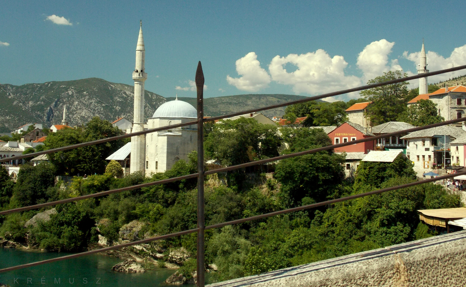 Mostar a hídról