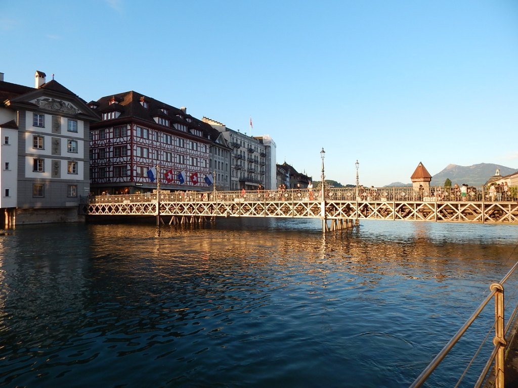 048 Luzern