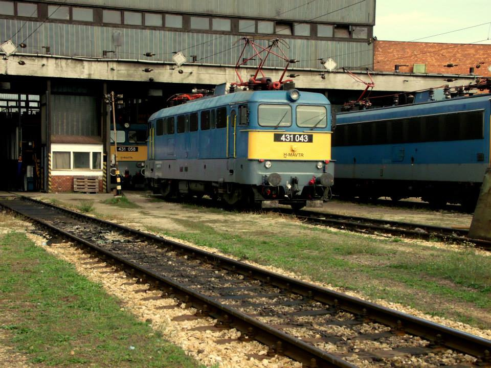 431 043 és 058-as ( Bp-Ferencváros )