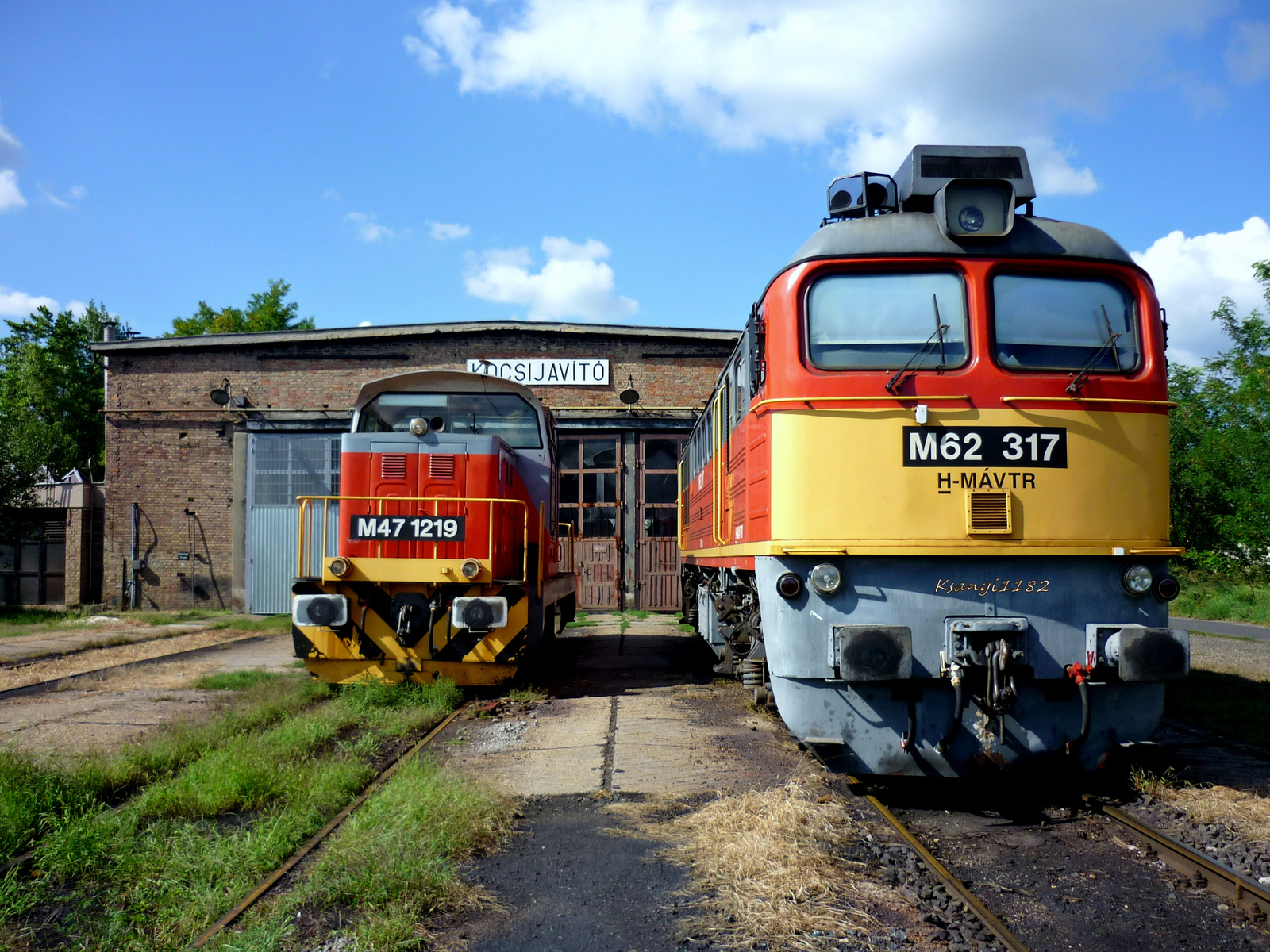 M47 1219 és M62 317 ( Dunaújváros )
