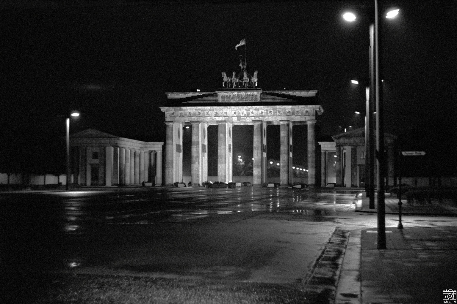 Brandenburgi Kapu, 1989