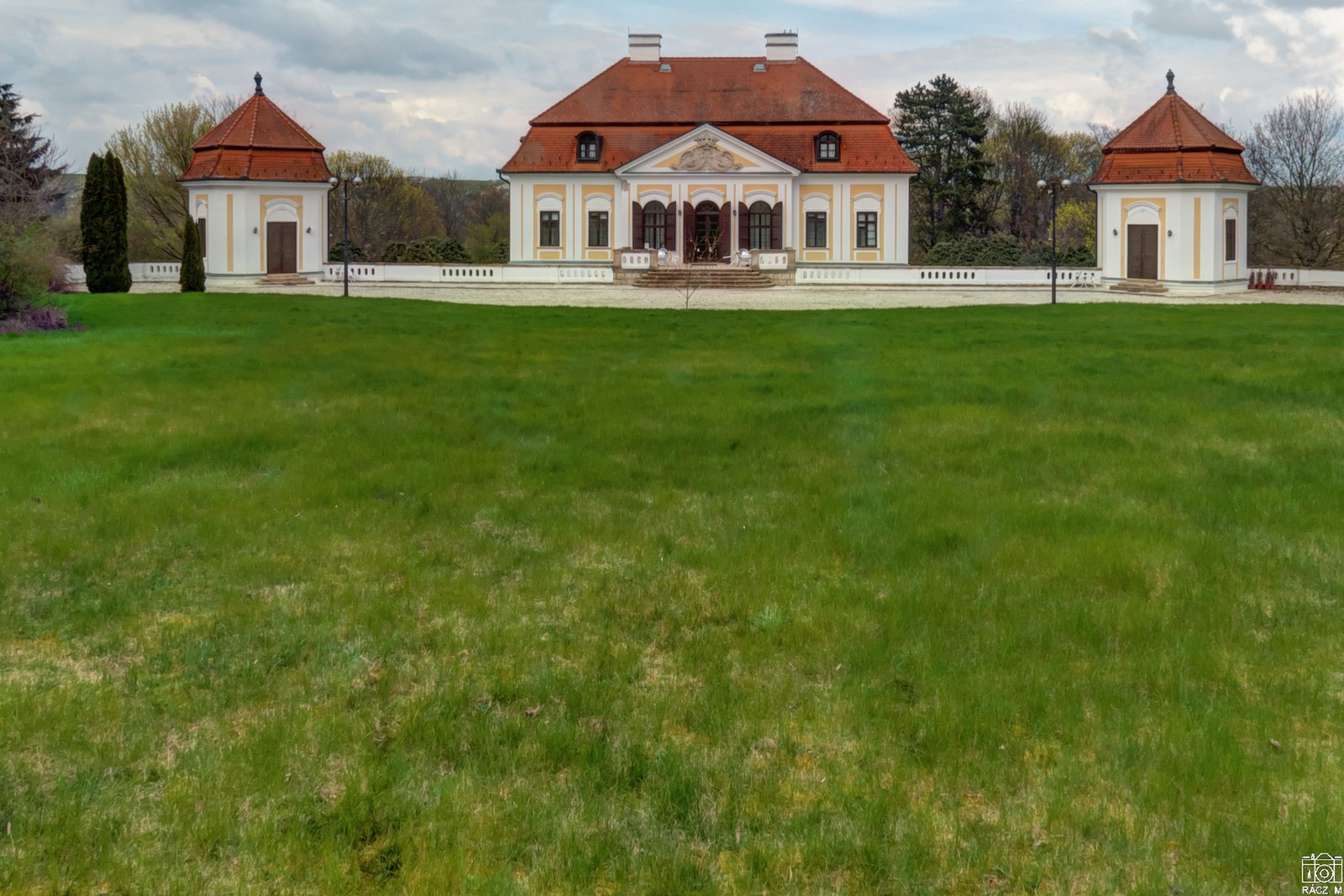 Szentmiklóssy-Kubinyi kastély
