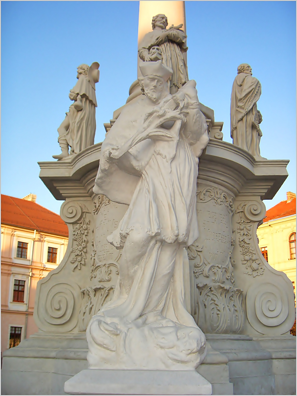 Szentháromság szobor - Eszék 302