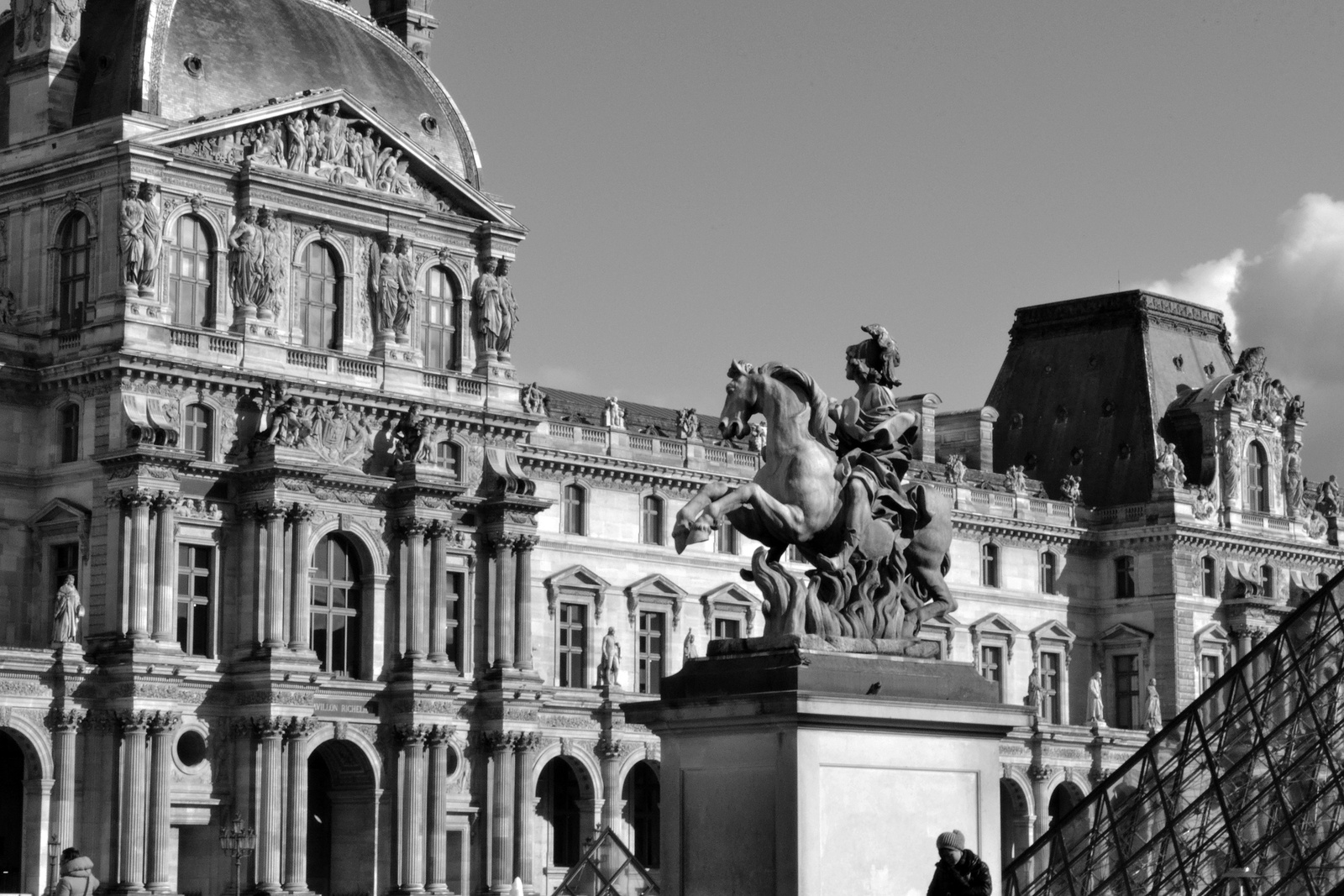 louvre