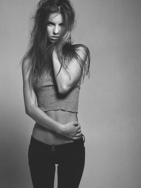 beautiful-black-and-white-girl-model-skinny-Favim.com-443574