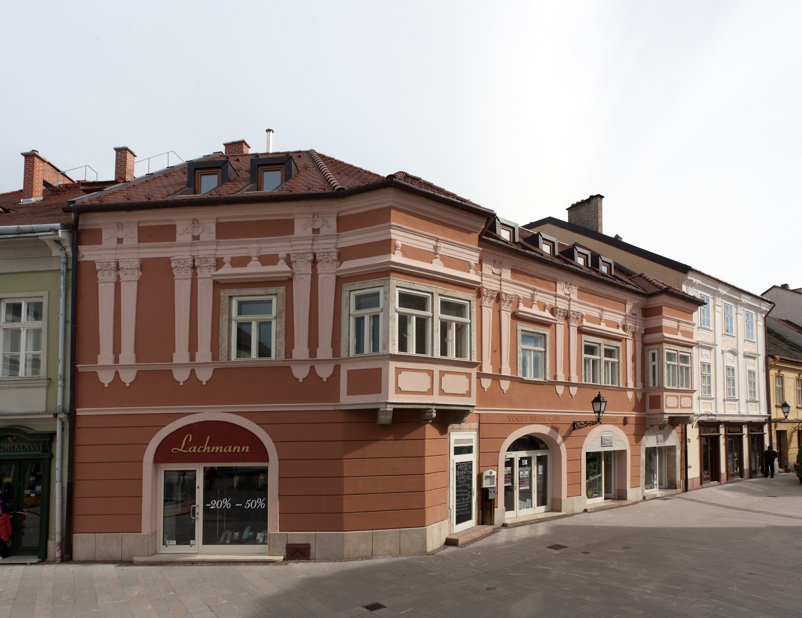 Hotel Gyor Szallodaepulet