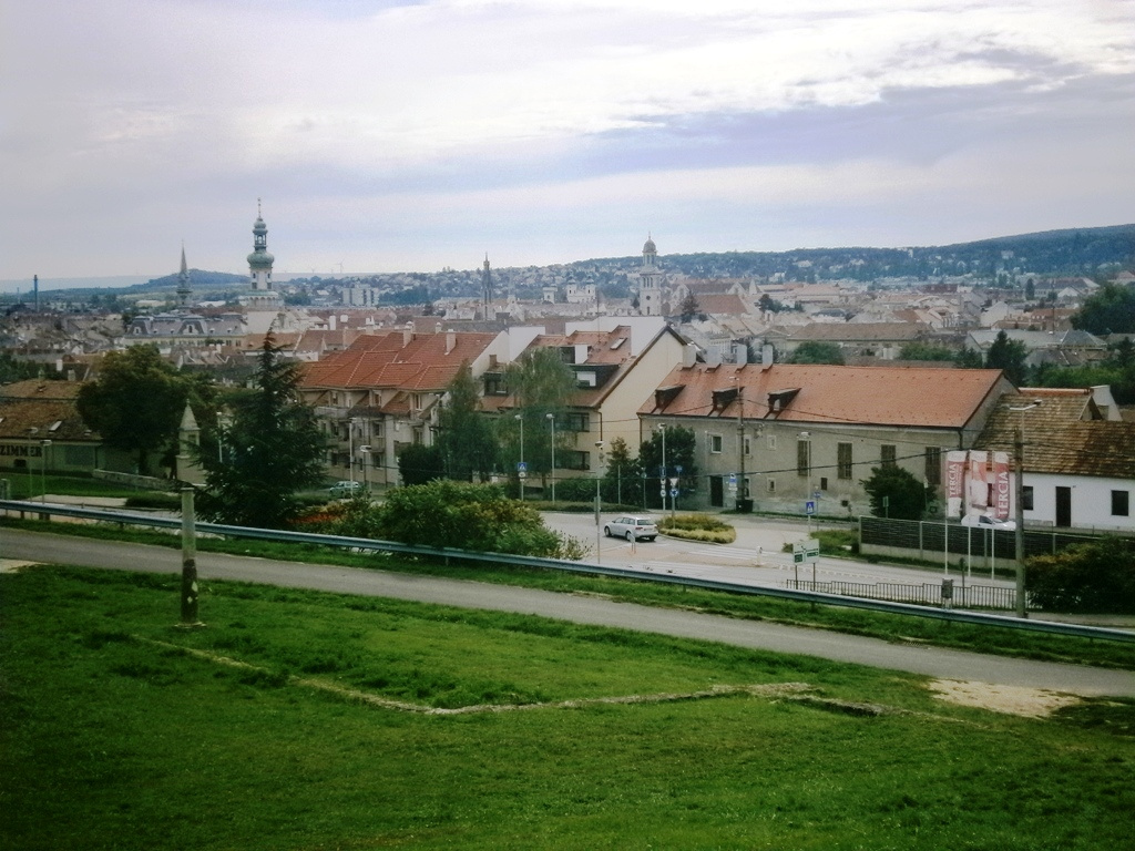 Sopron látképe az Amfiteátrumból