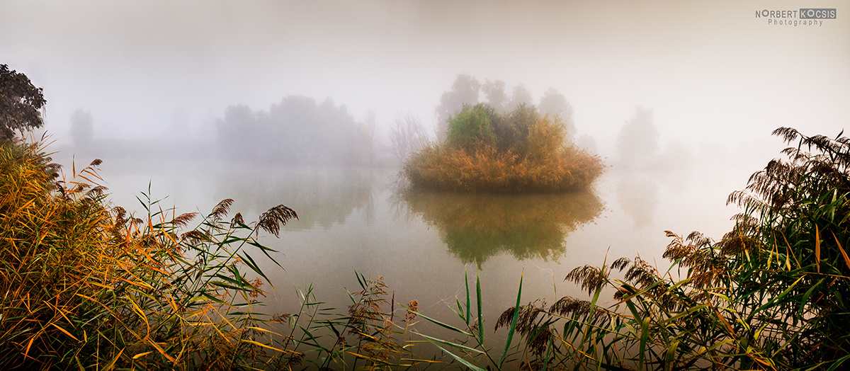 Ködös őszi reggel a Kenderföldi tónál