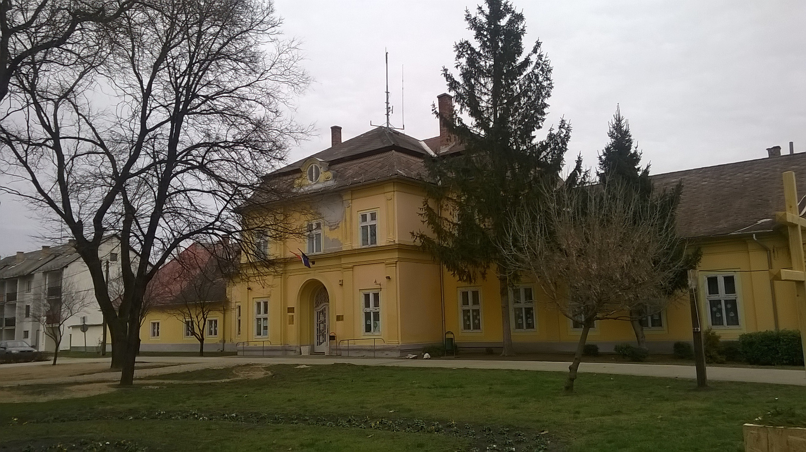 Ács,Esterházy - Zichy kastély -1