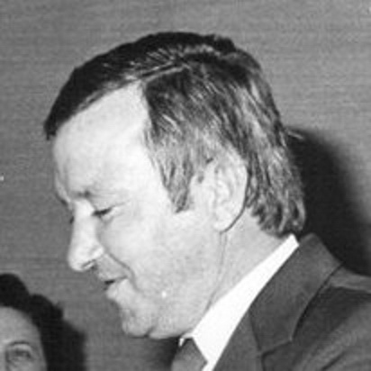 Tóth Gyula igazgató