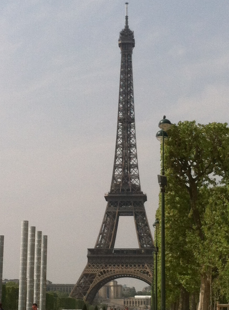 Közeledünk az Eiffel totonyhoz