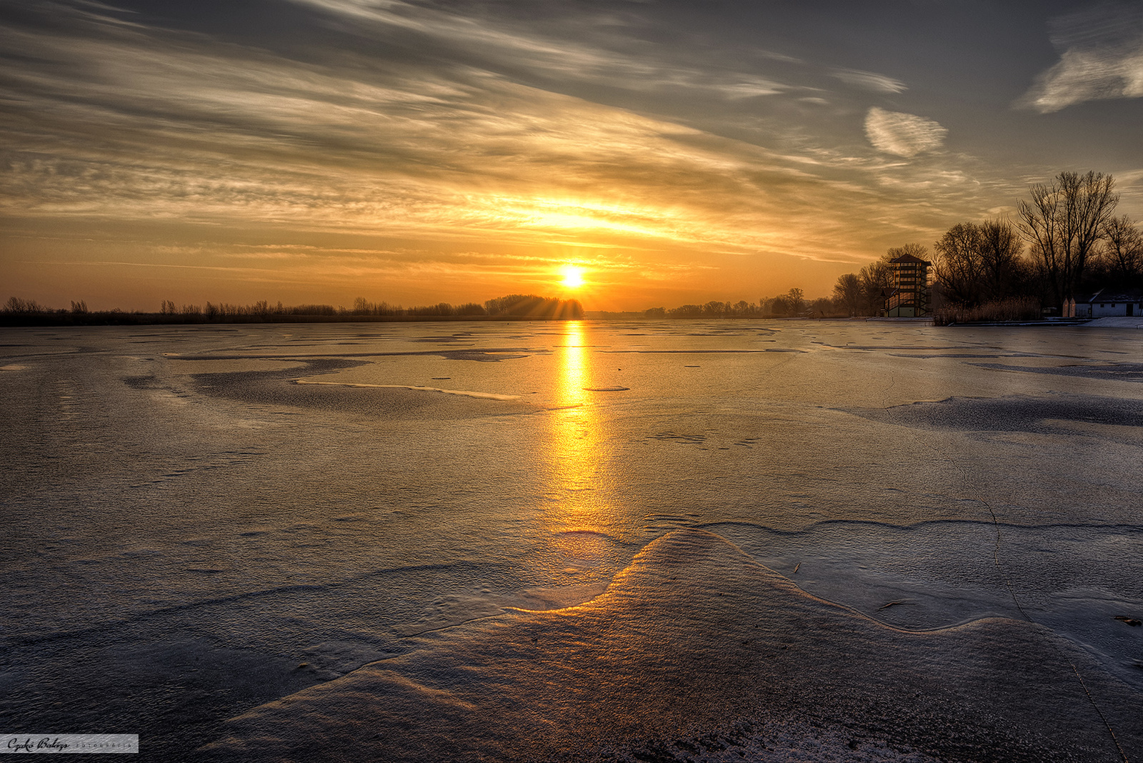 Napkelte a jégen