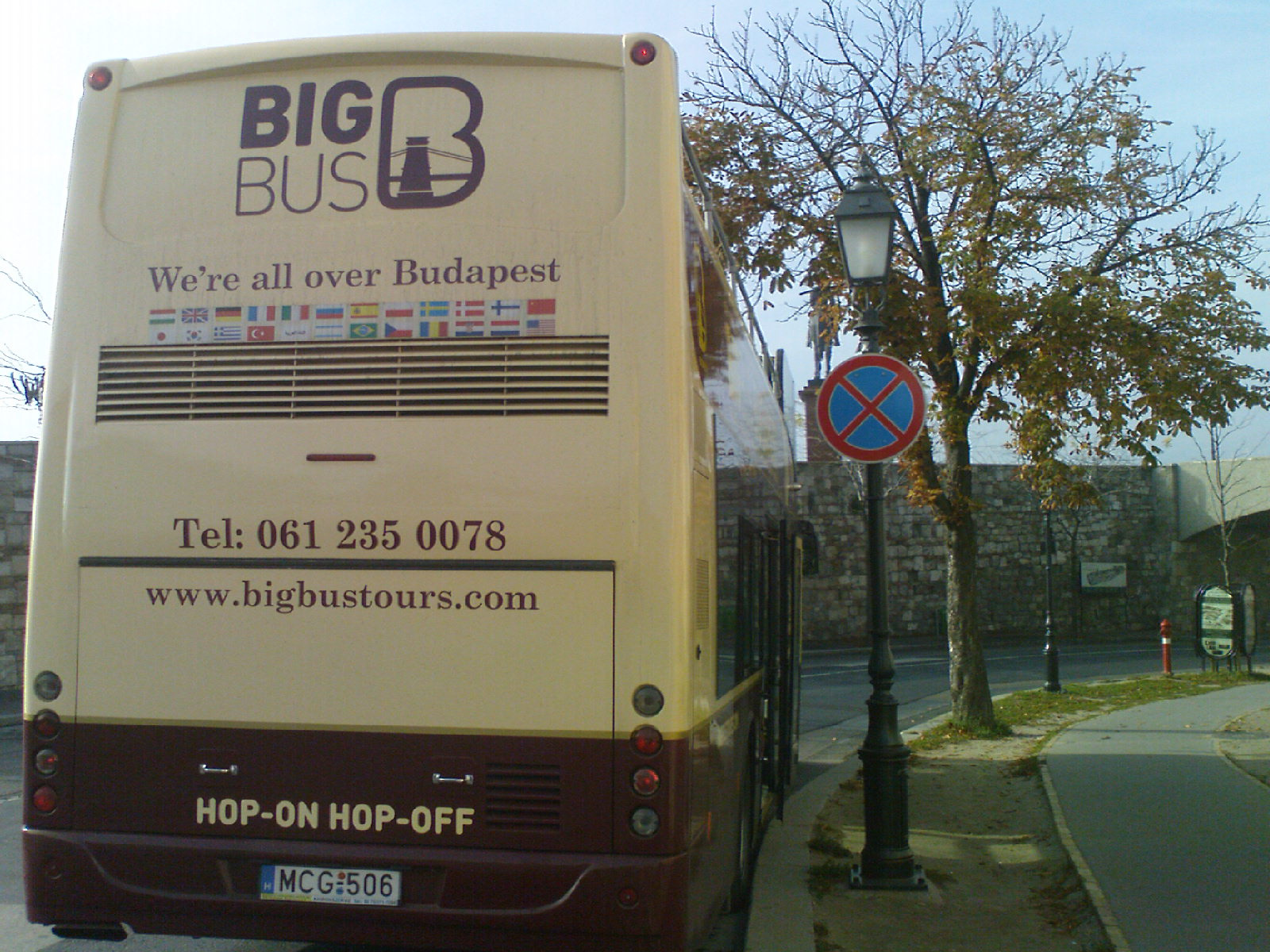 Budai Vár, Dísz tér Big bus