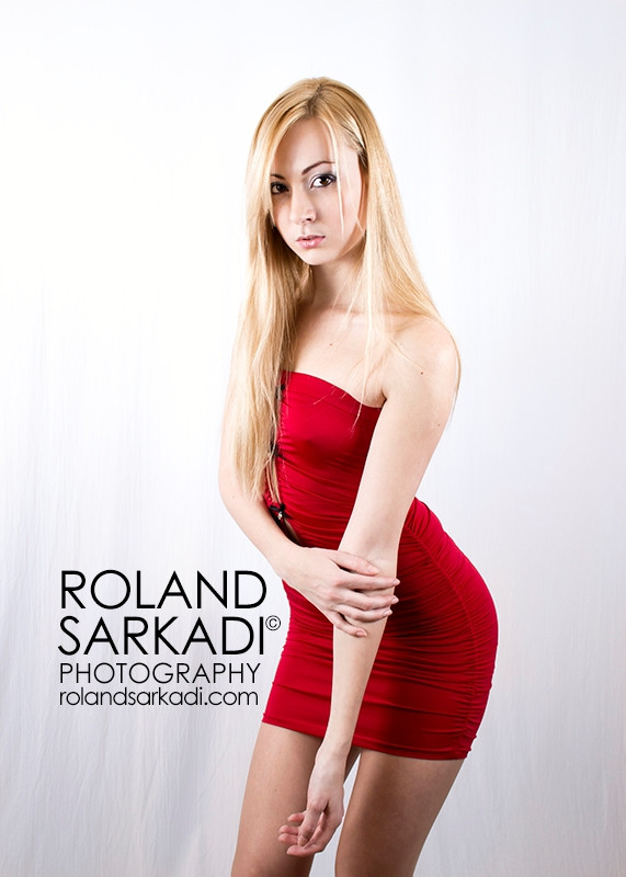 Roland Sarkadi Photography - sexy blonde model - rolandsarkadi.c