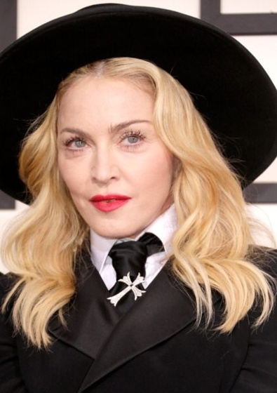 madonna grammys red carpet (51)