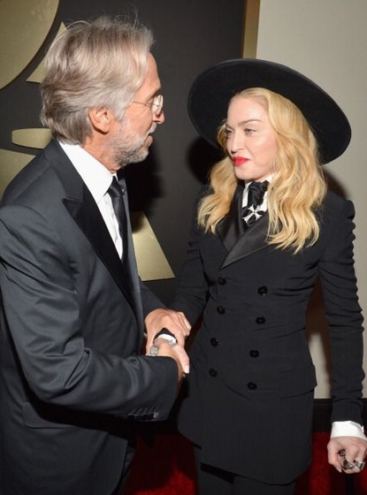 madonna grammys red carpet (77)