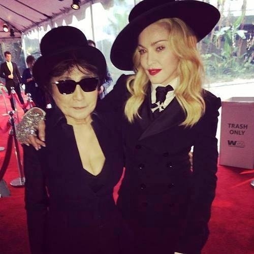 madonna grammys red carpet (119)