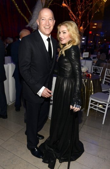 20140211-pictures-madonna-the-great-american-songbook-event-07