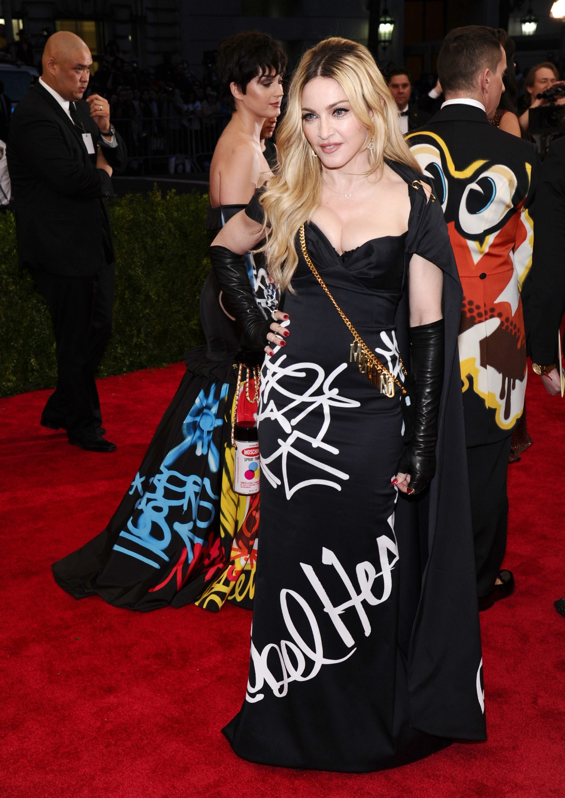 madonna-met-gala (3)