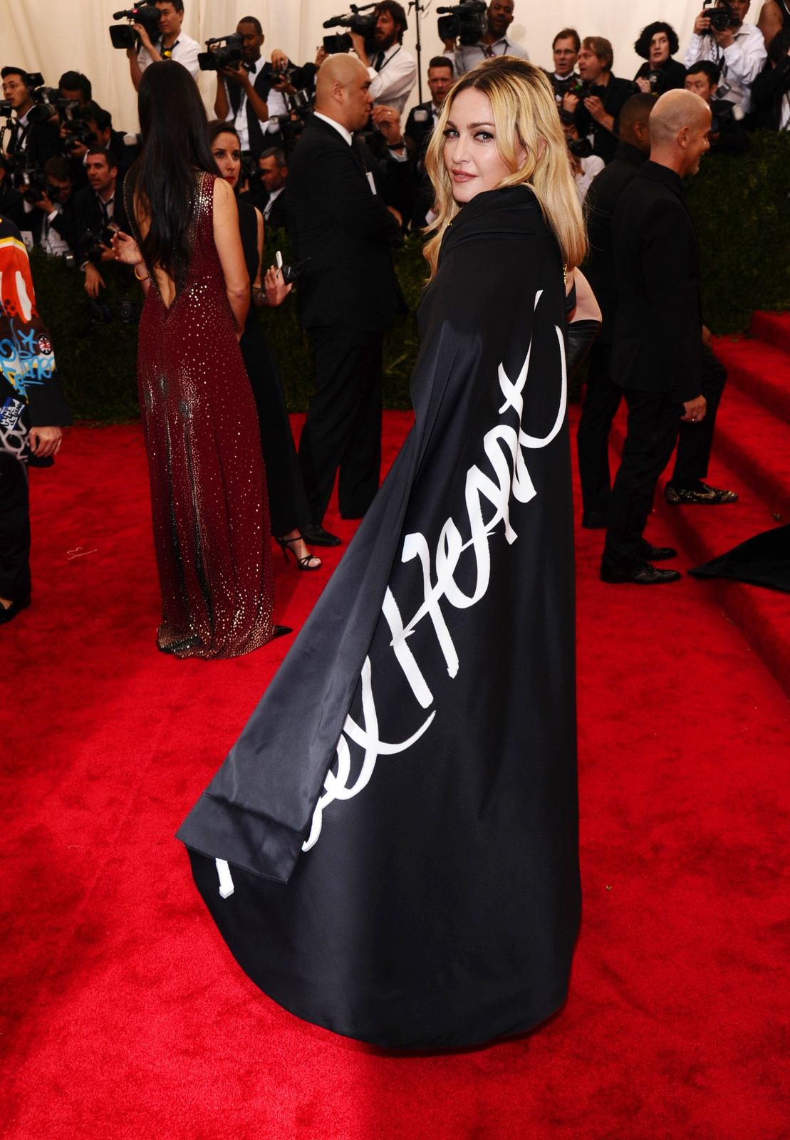 madonna-met-gala (4)