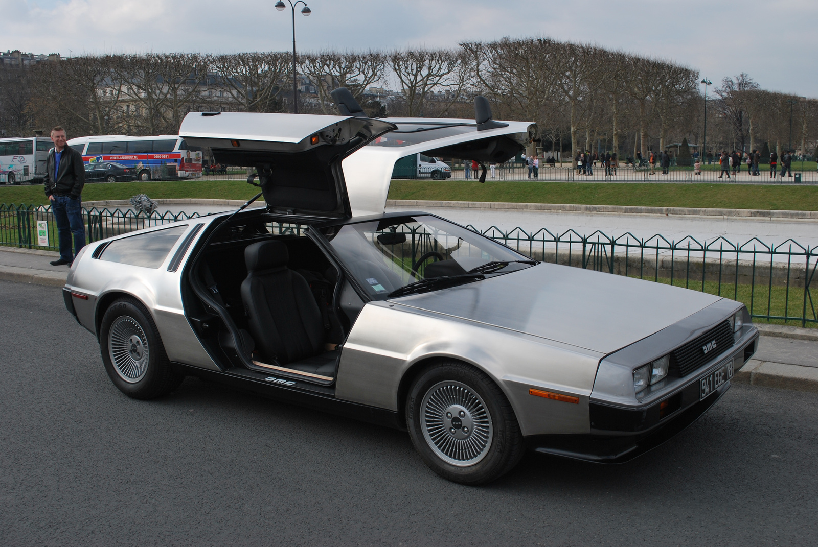 Delorean DMC-12