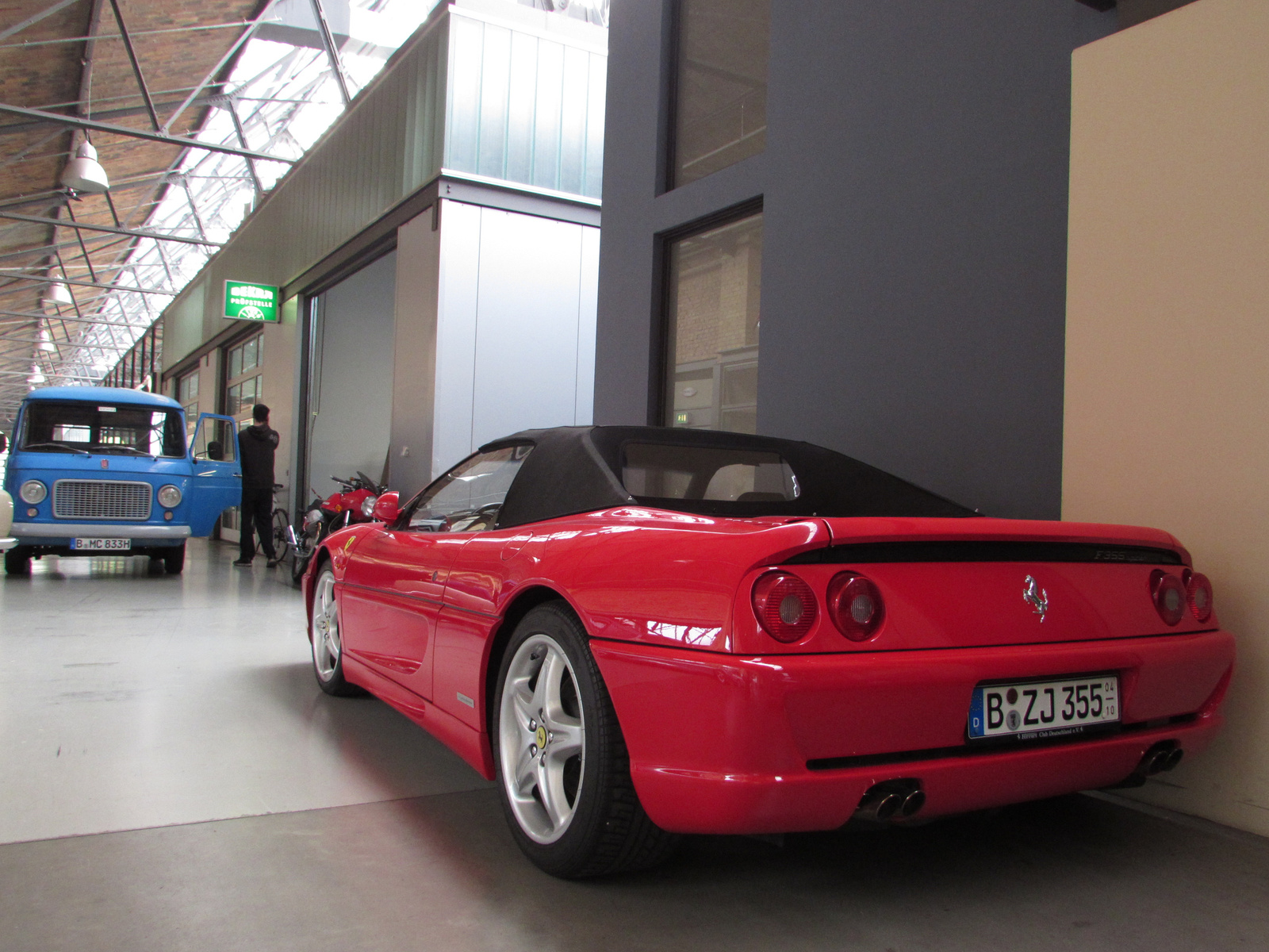 Ferrari F355 GTS