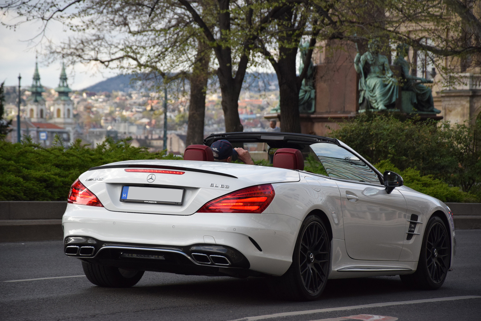 Mercedes-AMG SL 63 2016