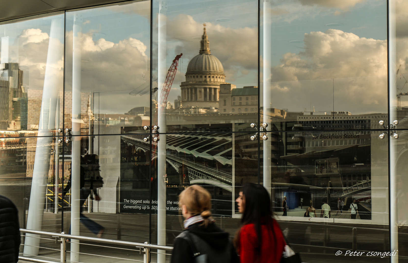 Saint paul cathedral in a reflection