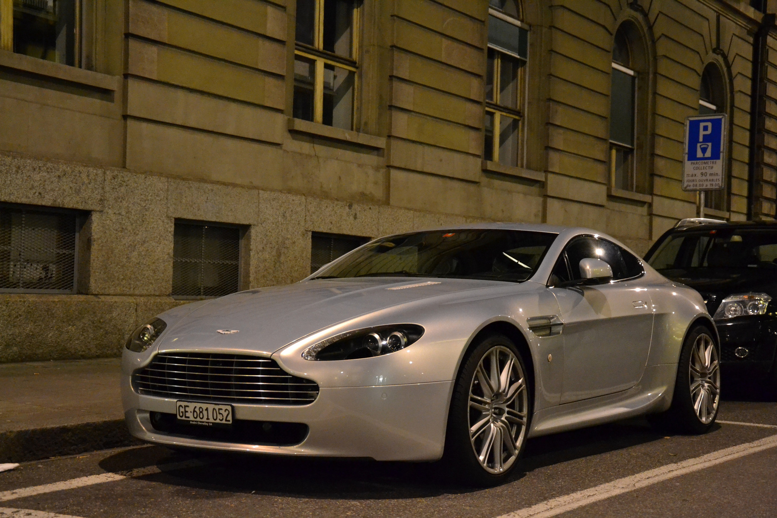 Aston Martin V8 Vantage N400