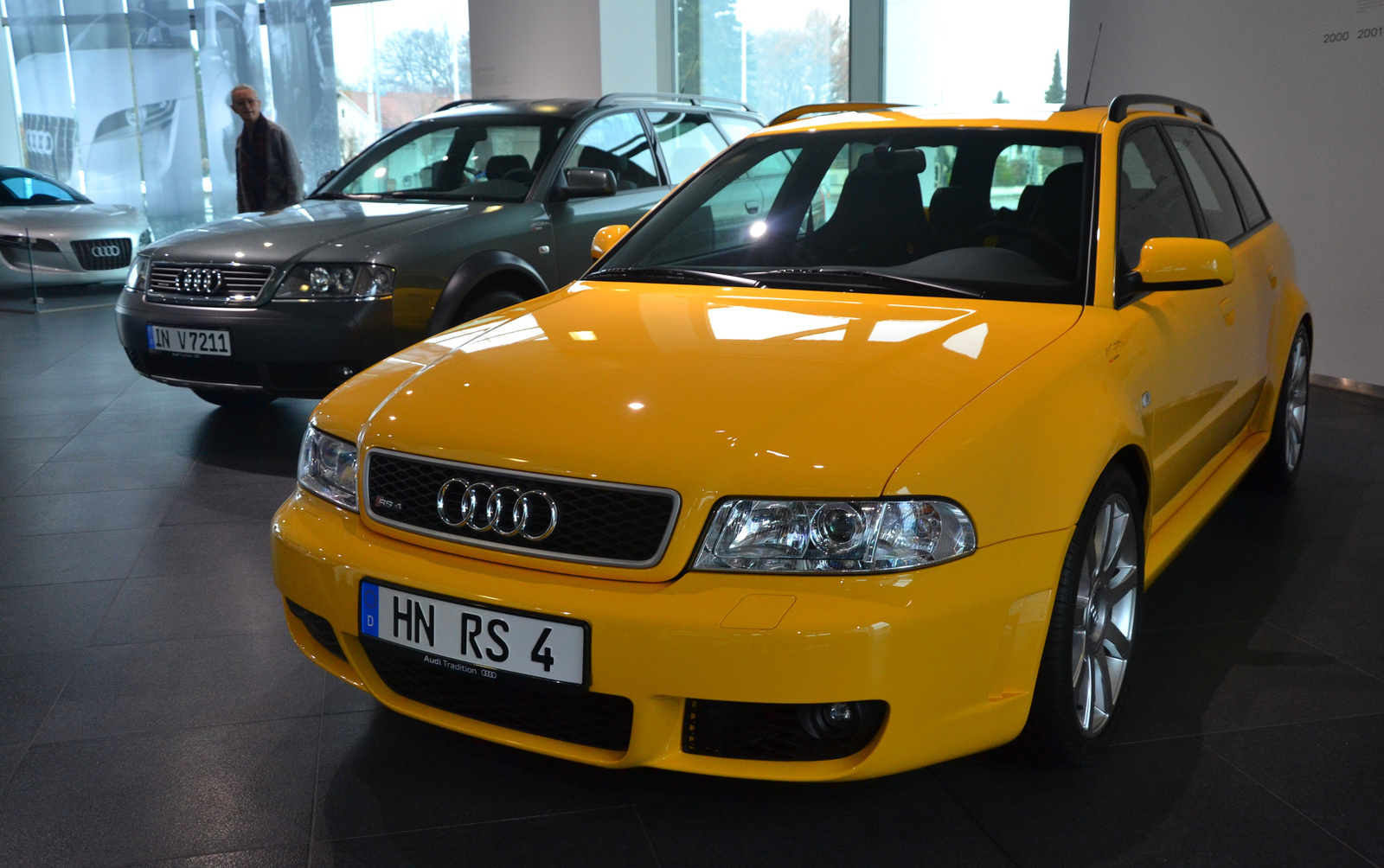 Audi RS4 Avant B5