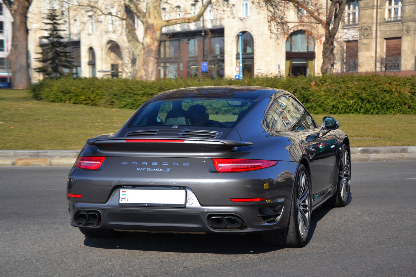 Porsche 911 Turbo S