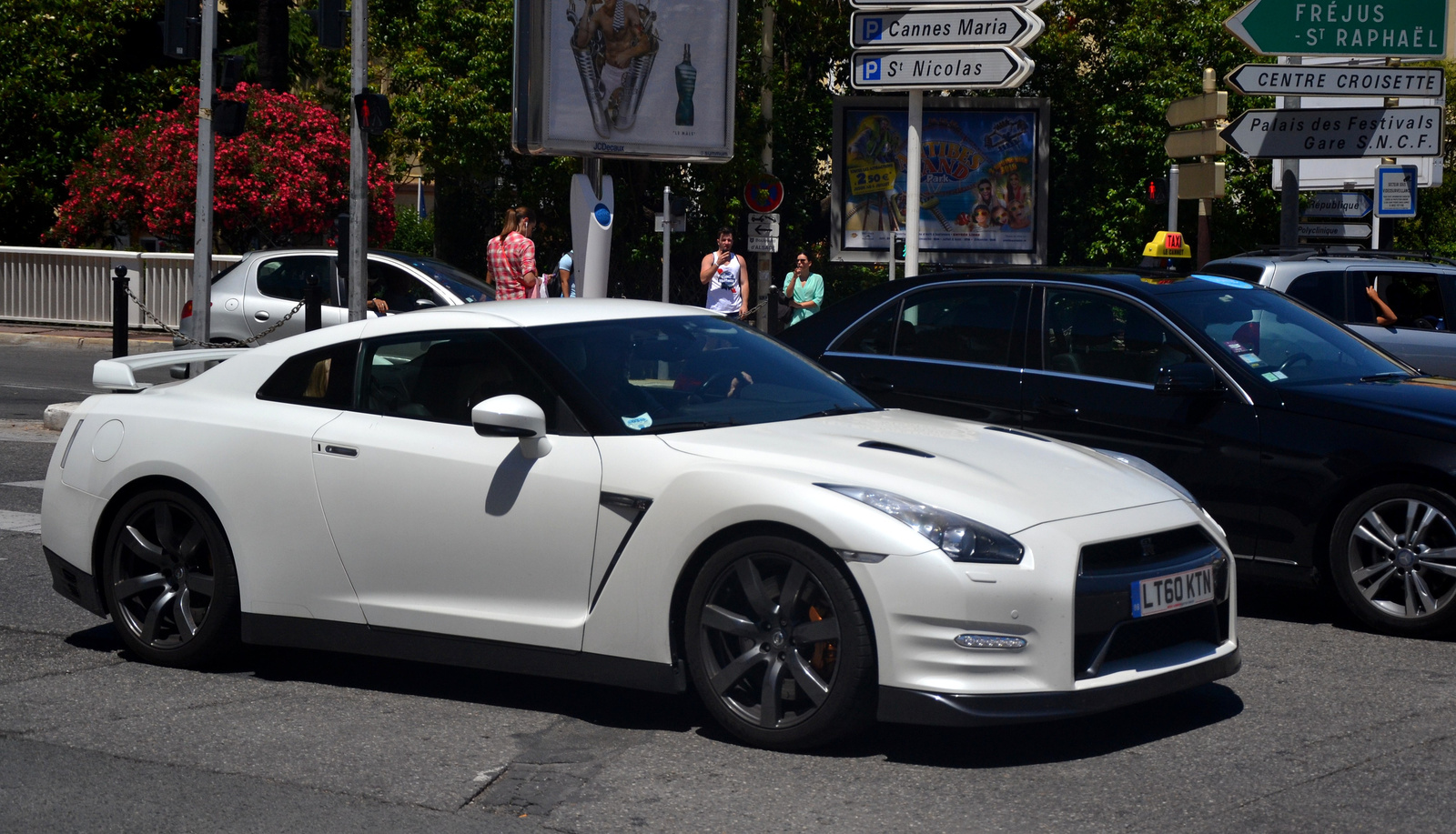 Nissan GT-R 2012