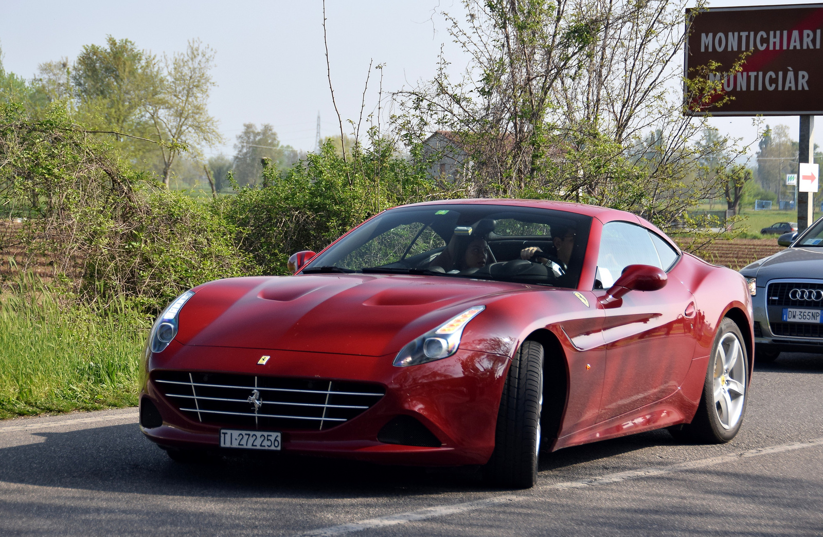 Ferrari California T