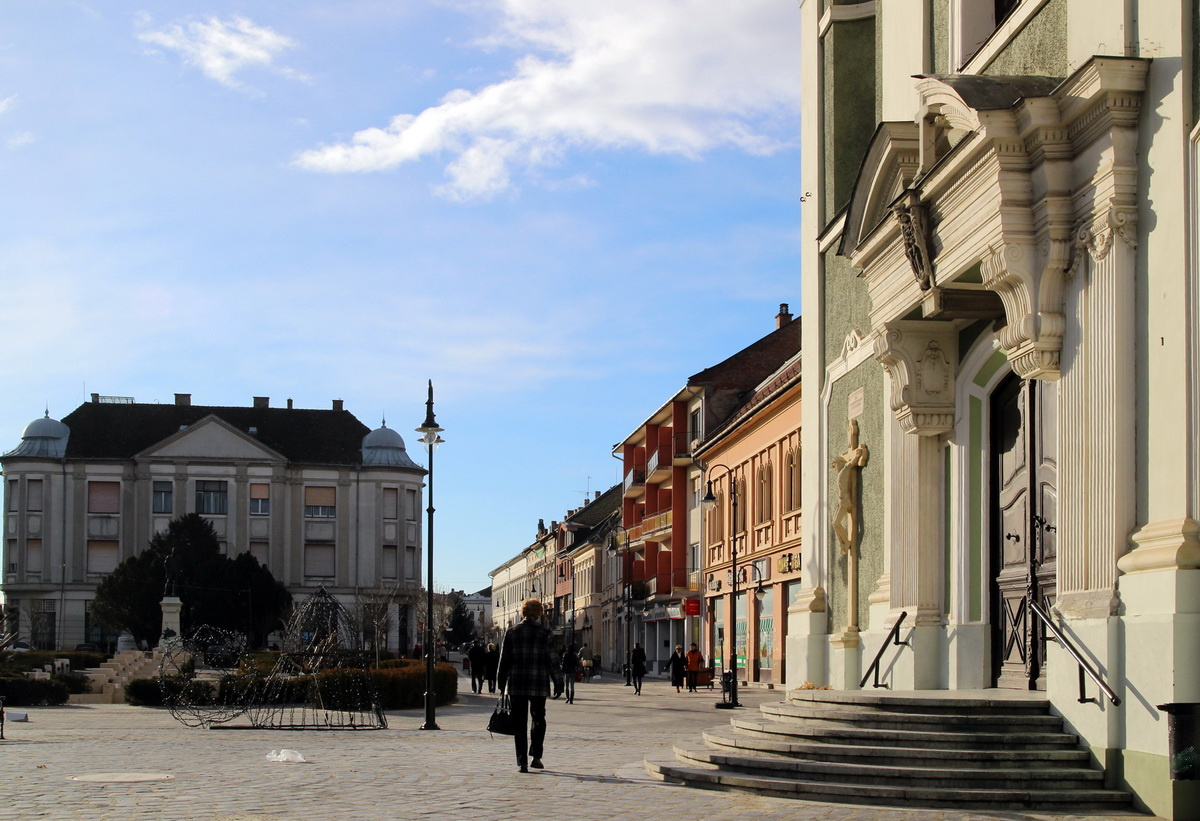 Baja, Tóth Kálmán tér