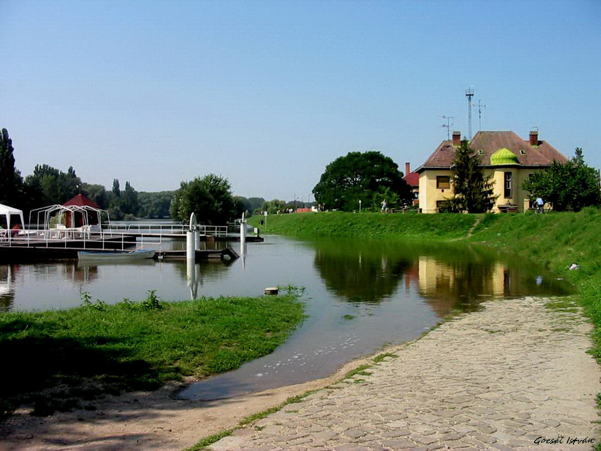 Baja, Sugovica 2002. augusztus átméretezve