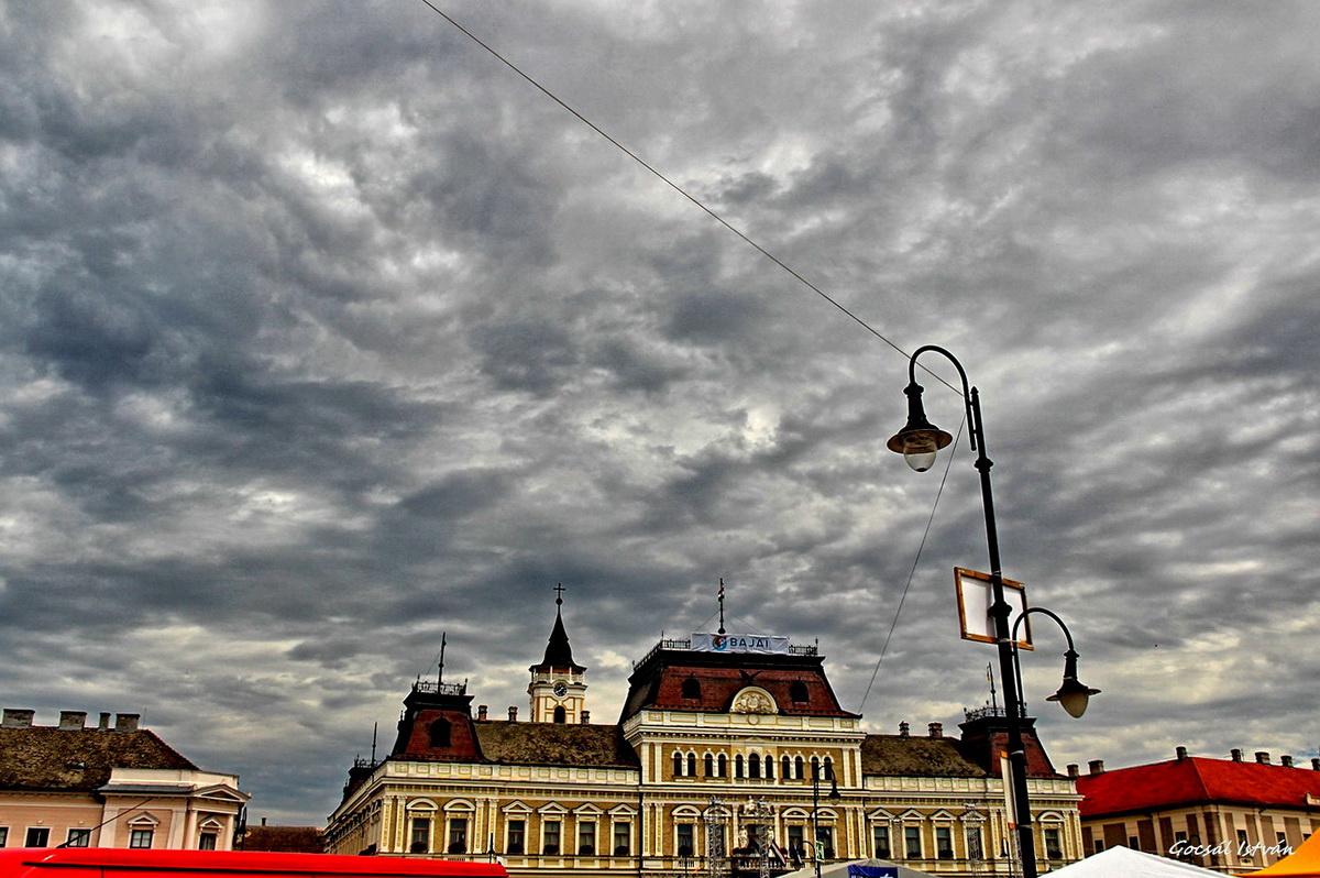 Baja, Szentháromság tér - Városháza átméretezve