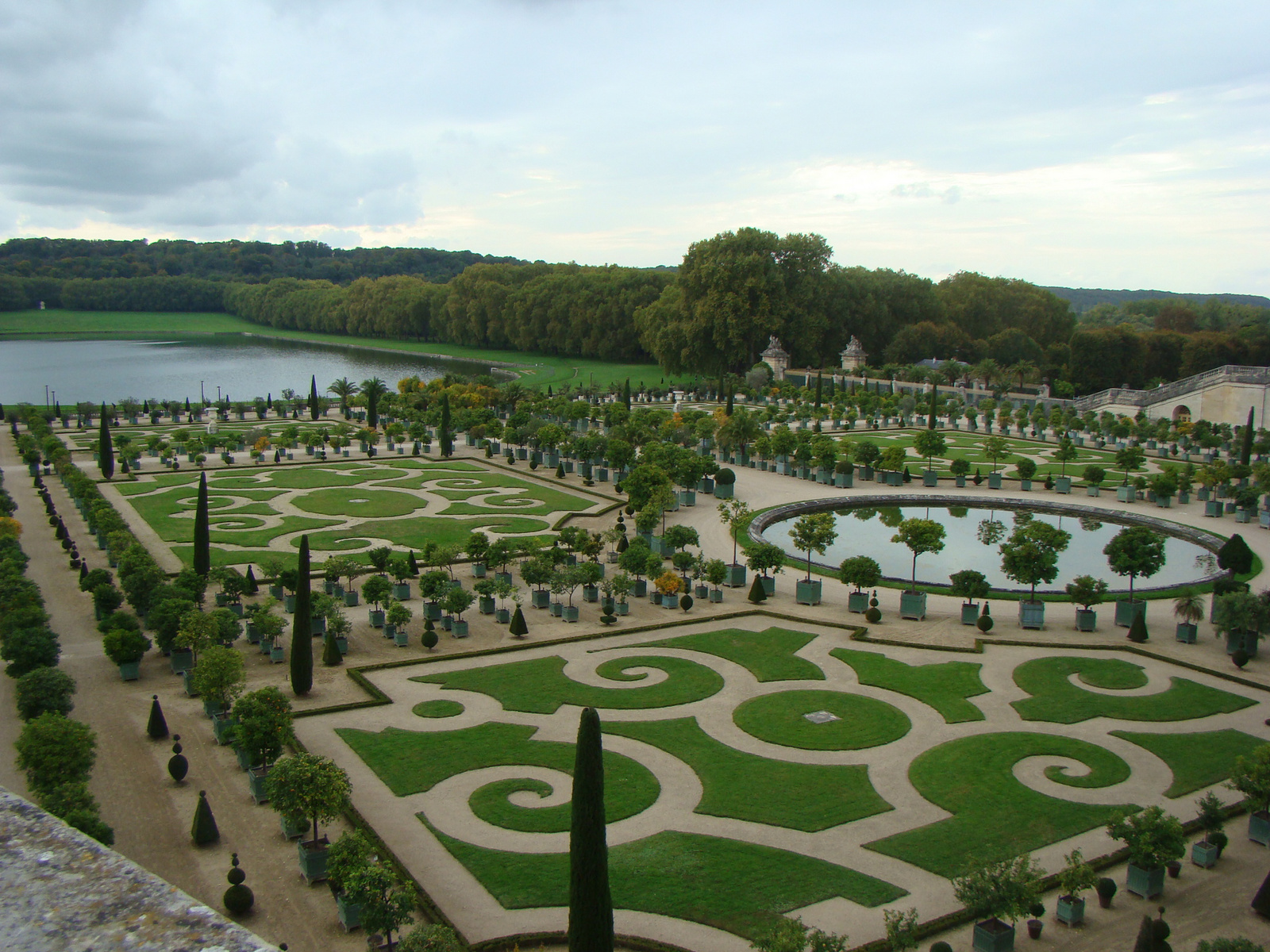 versailles gardens and park,