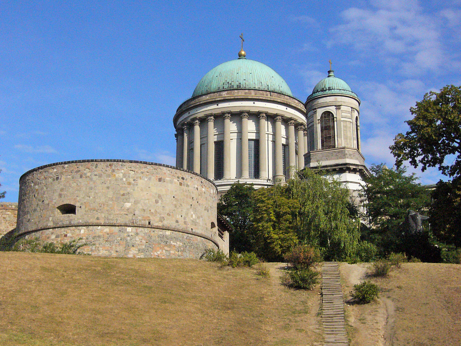 Esztergom, Bazilika