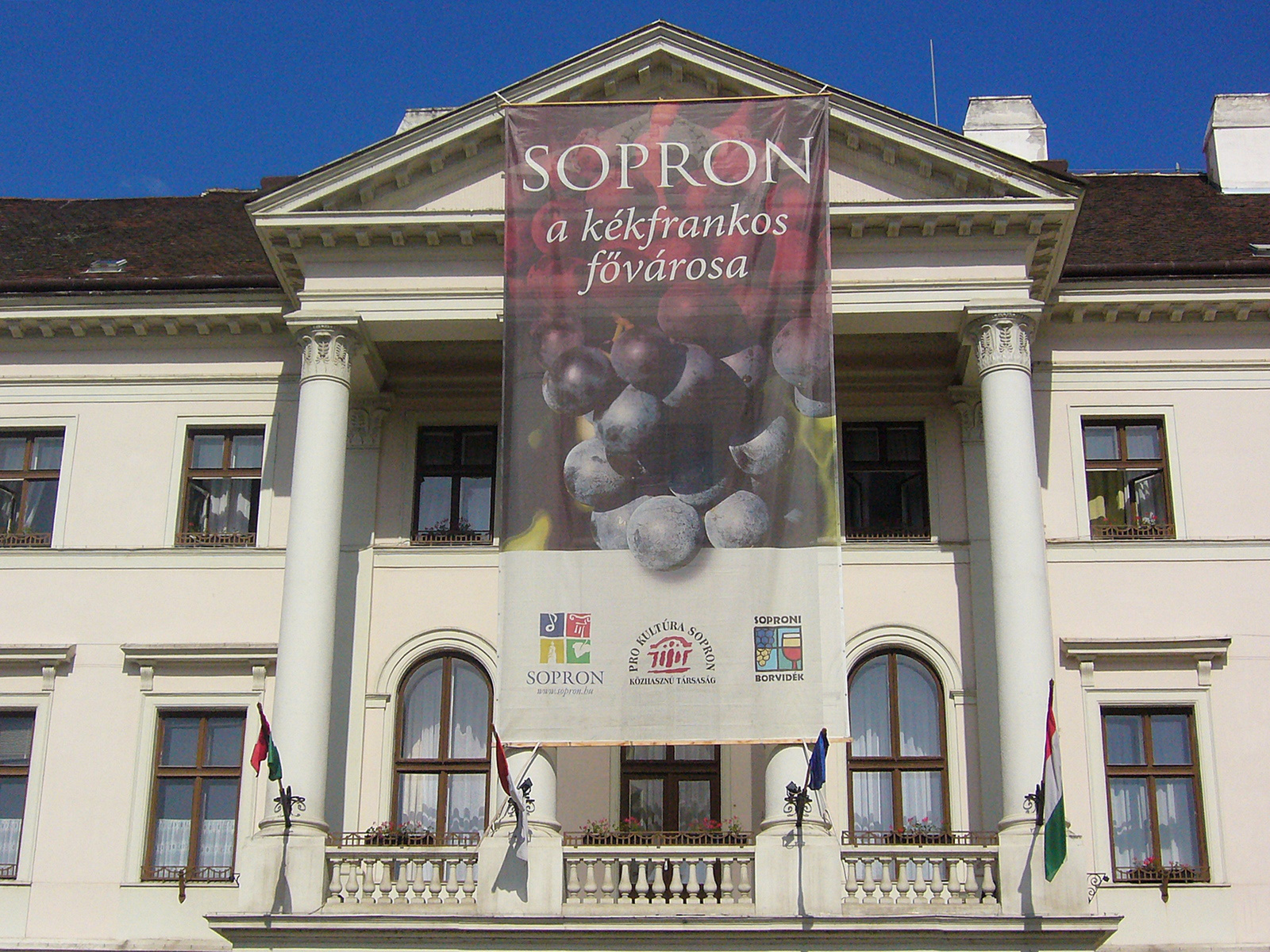 Sopron, Vármegyeháza
