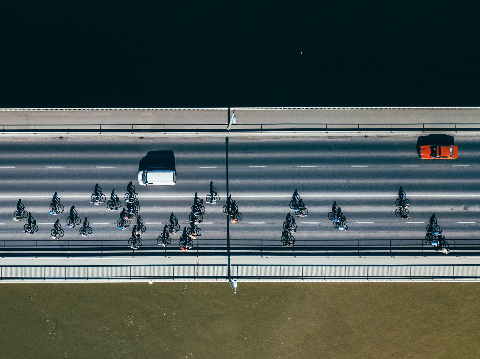 Domonkos Sándor - Kritikus Tömeg - sadaweb Dron Foto Palyazat 00