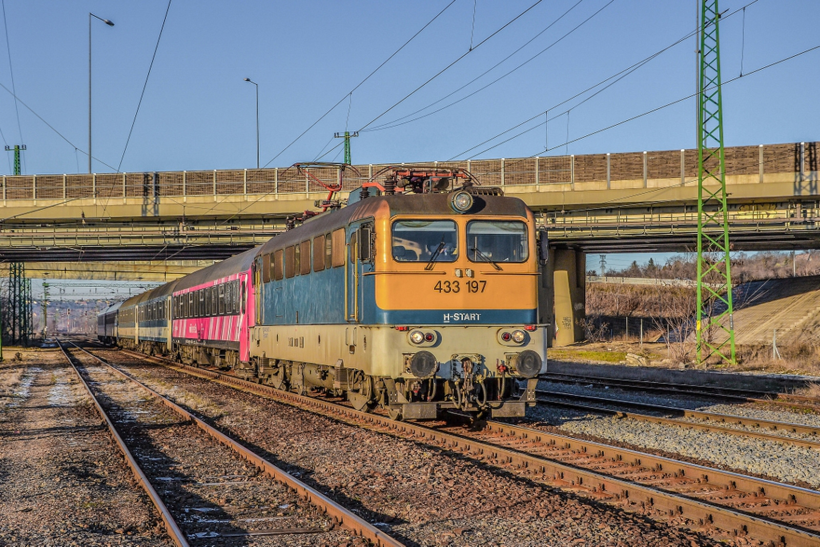 433 197 - 002 Nagytétény-Diósd