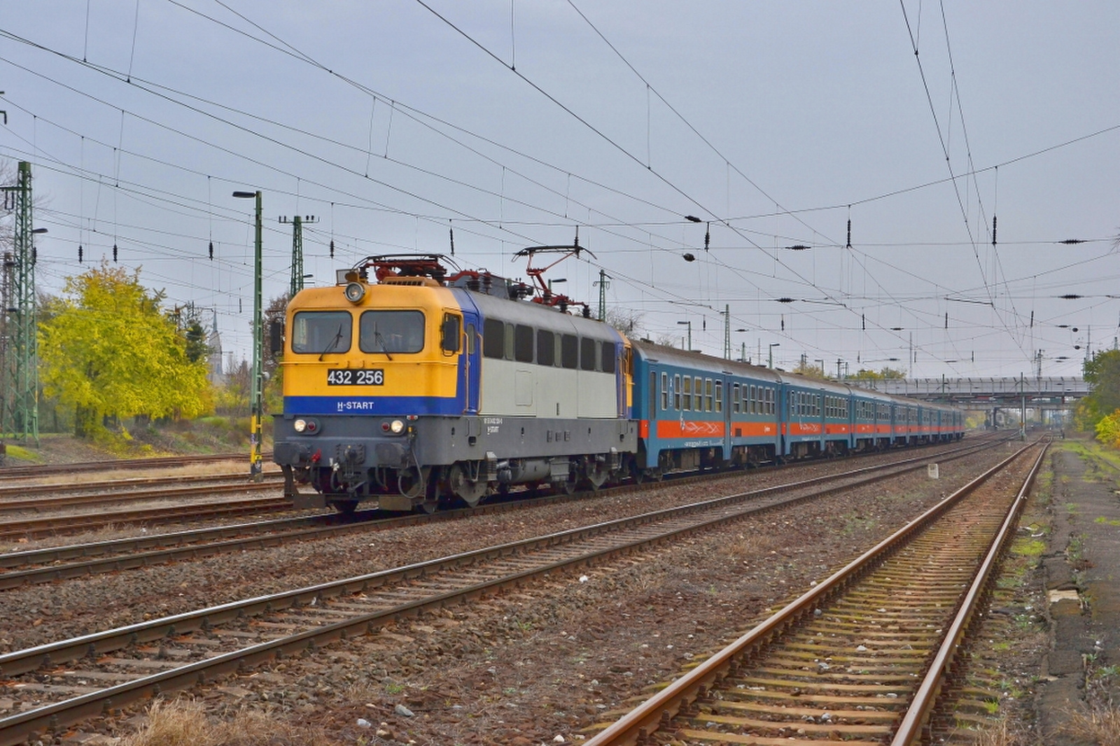 432 256 - 002 Kőbánya-Teher pu