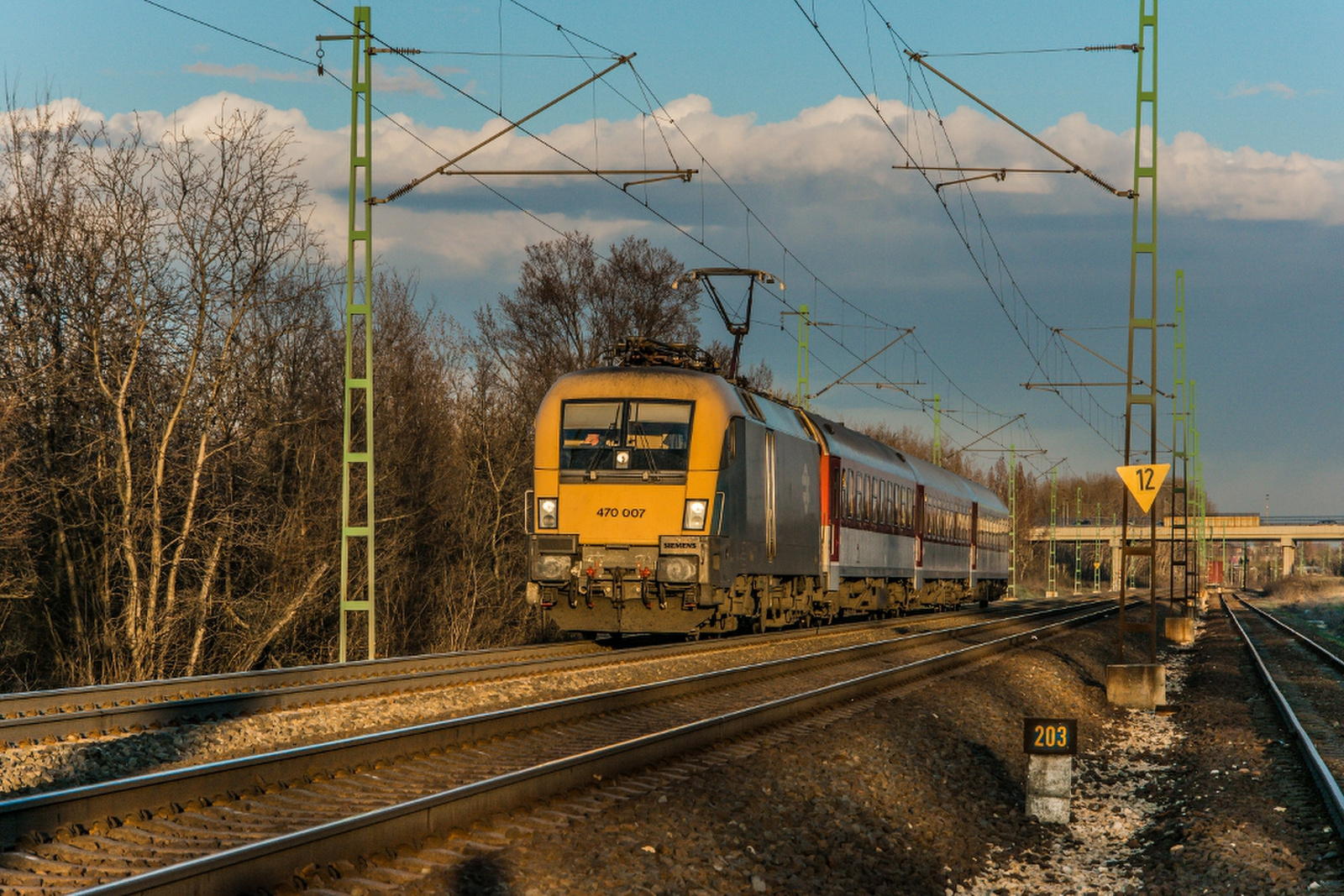 470 007 - 021 Budaörs