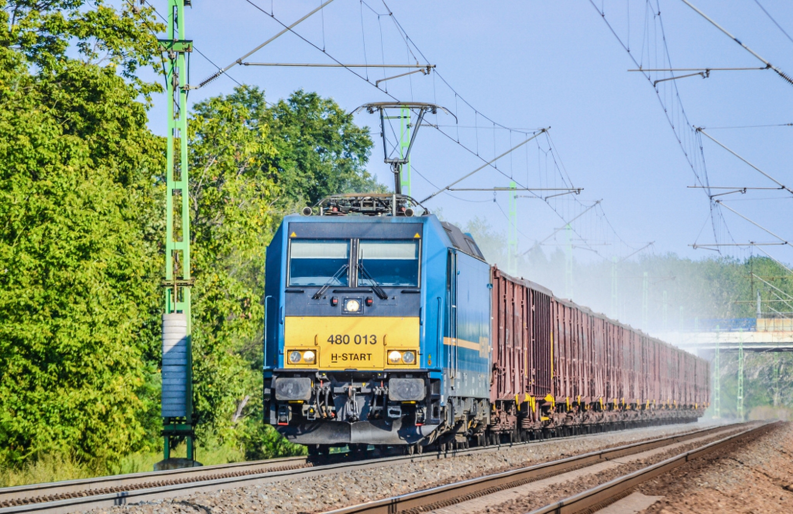 480 013 - 018 Budaörs